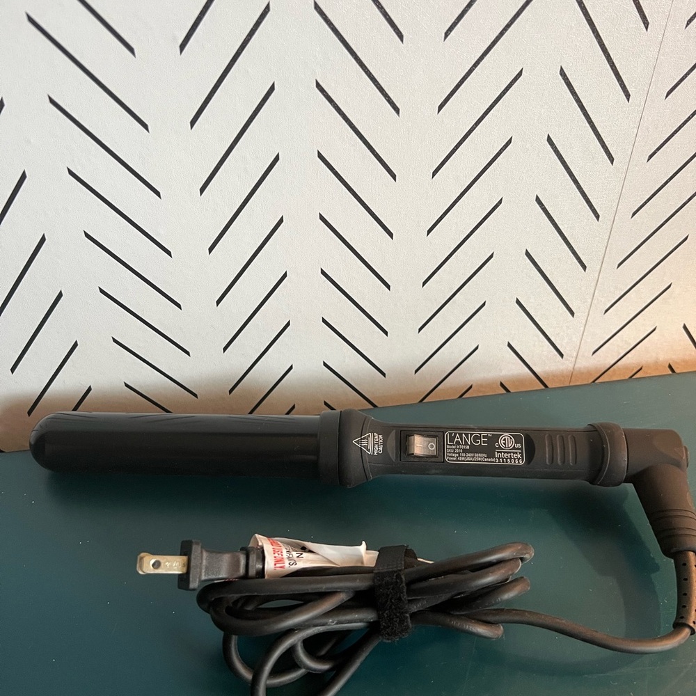 Lange Black Hair Styling Tool